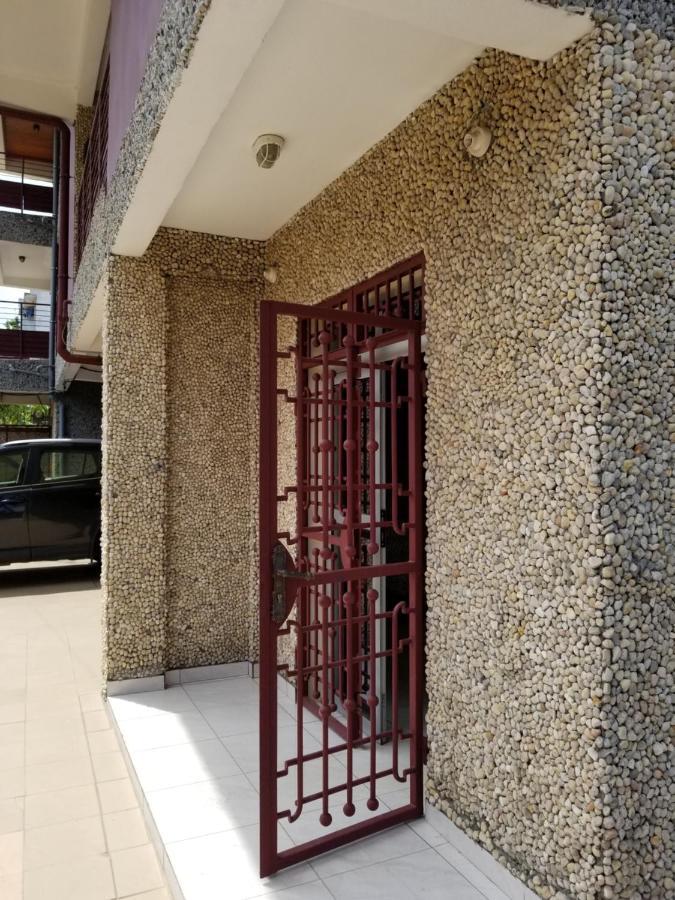 Stone House - Makepe, Douala Aparthotel Eksteriør bilde