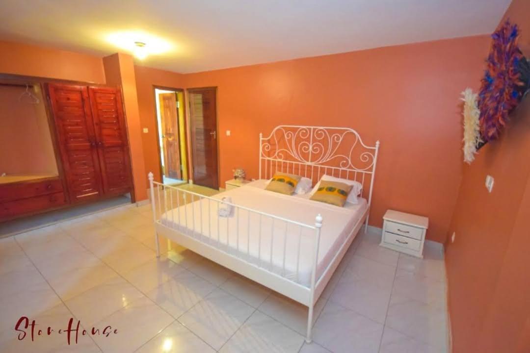Stone House - Makepe, Douala Aparthotel Eksteriør bilde