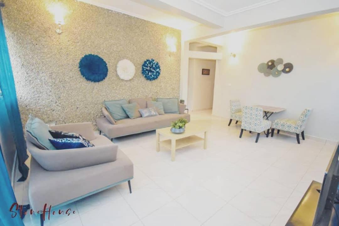 Stone House - Makepe, Douala Aparthotel Eksteriør bilde